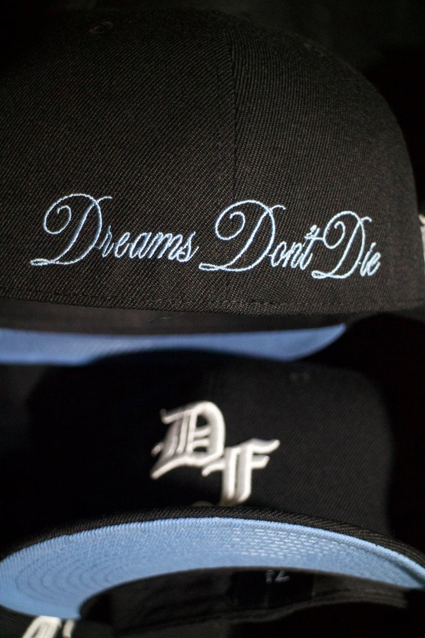 DREAMS DON'T DIE HAT BLACK